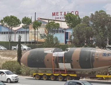 Ομοίωμα αεροσκάφους Noratlas στον τόπο της θυσίας των Ελλήνων καταδρομέων